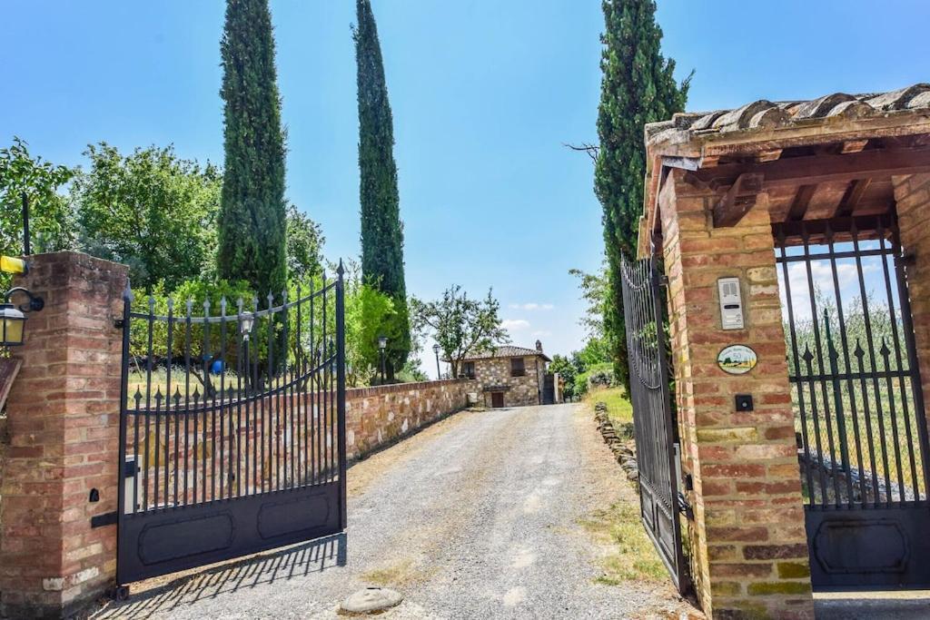 קיאנצ'נו טרמה Agriturismo Podere Biancospino Piscina Privata מראה חיצוני תמונה